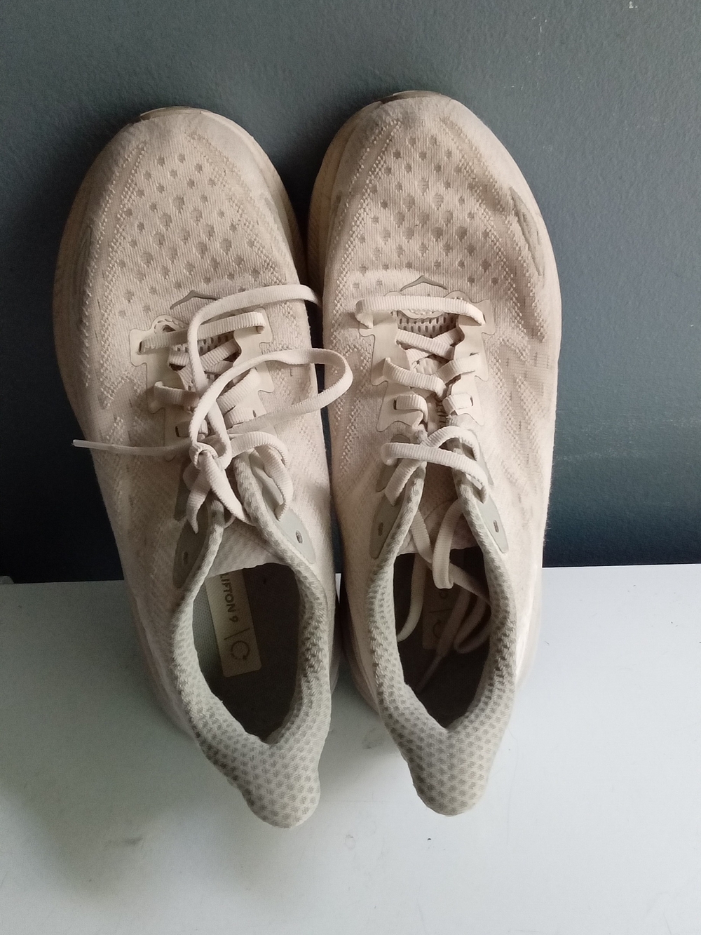 Hoka Clifton 9 Running Shoes‎ Beige Tan Low Top Sneakers Mens 1127895